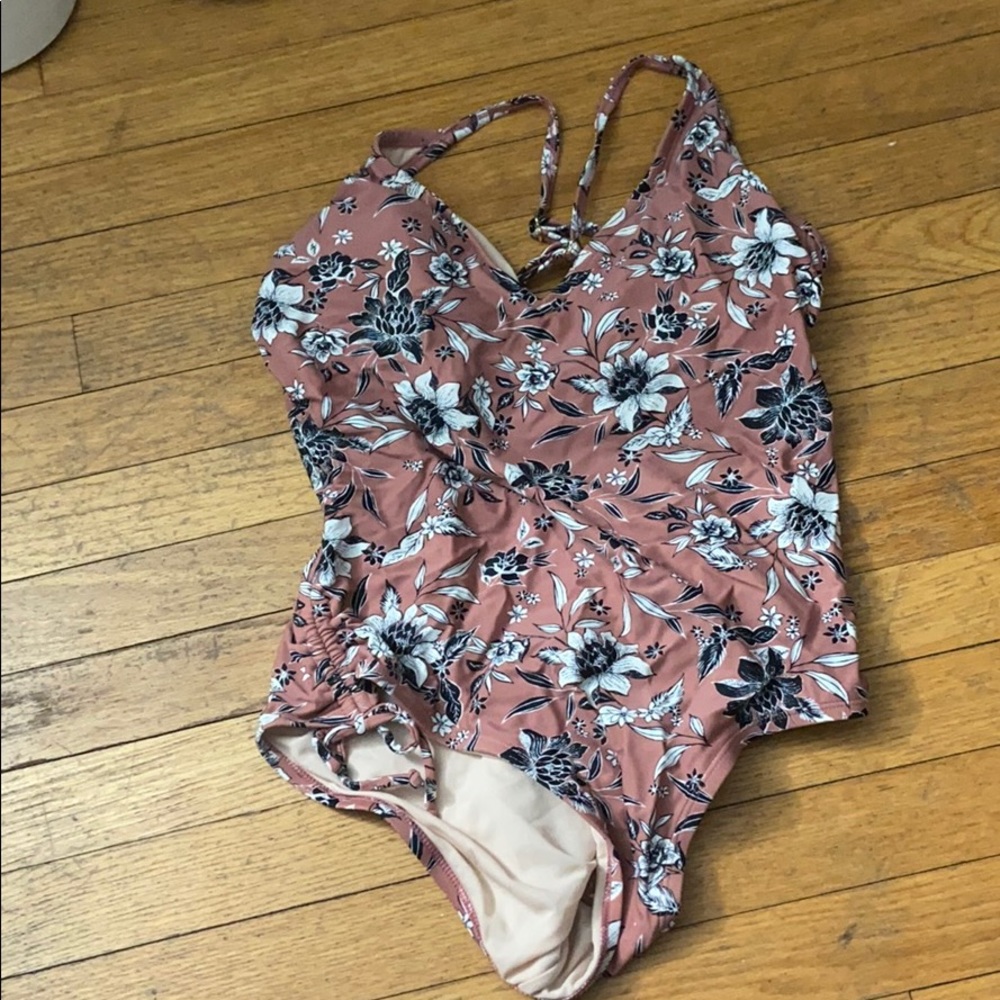 One piece bathing suit